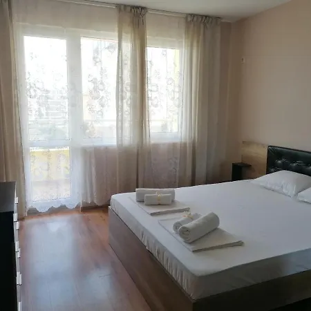 Megi - Centrum Apartment *